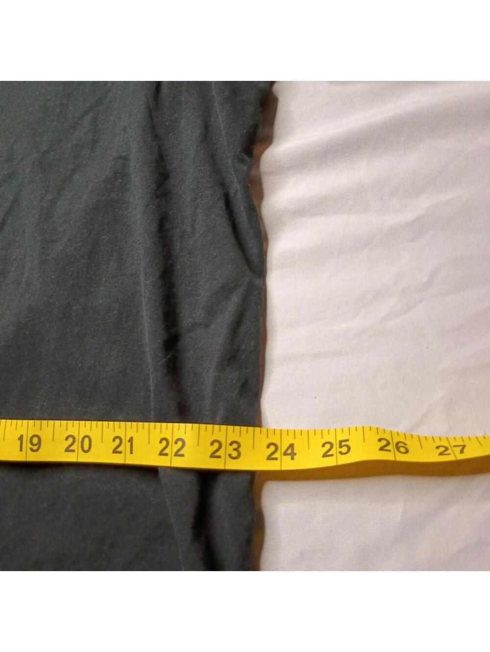 Hurley Men's Black and Grey Tshirt - Picture 6 of 6